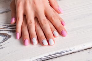 Read more about the article Nail Shapes 101: Find Your Perfect Match at Moi Nail Spa!