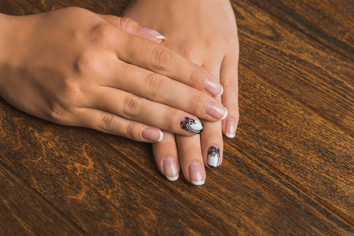 Read more about the article Transform Your Look: The Art of Nail Cut & Filing