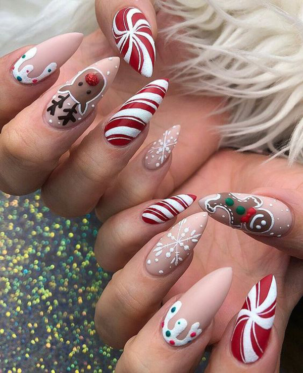 Read more about the article Sparkling Holiday Nails: Trendy Christmas Designs to Try This Season.